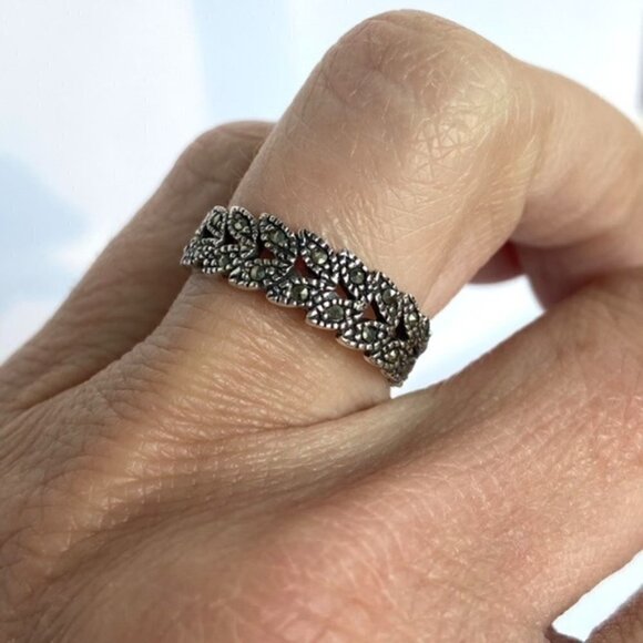 Sterling Silver 925 5mm Floral Leaf Marcasite Openwork Pierced Band Ring Sz 5.75 - Picture 2 of 16